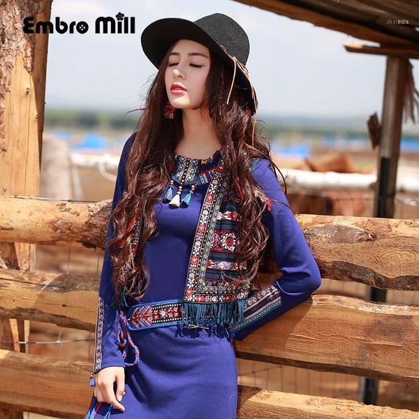 embro mill women autumn embroidery short coat v-neck sleeveless slim lady floral vest jacket female m-xxl1, Black;white
embro mill women autumn embroidery short coat v-neck sleeveless slim lady floral vest jacket female m-xxl1, Black;white