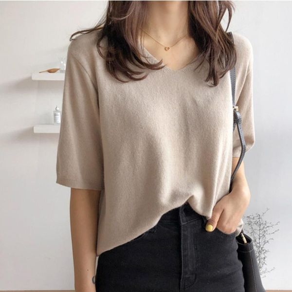 women's t-shirt korean style ice silk deep v short-sleeved sweater 2021 winter women casual wild loose japan school vintage retro top, White
women's t-shirt korean style ice silk deep v short-sleeved sweater 2021 winter women casual wild loose japan school vintage retro top, White