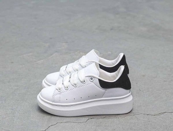 infant kids running shoes blanche et noir platform pelle black leather sneaker avant garde outdoor sports sneakers toddler boy & girl traine
infant kids running shoes blanche et noir platform pelle black leather sneaker avant garde outdoor sports sneakers toddler boy & girl traine
