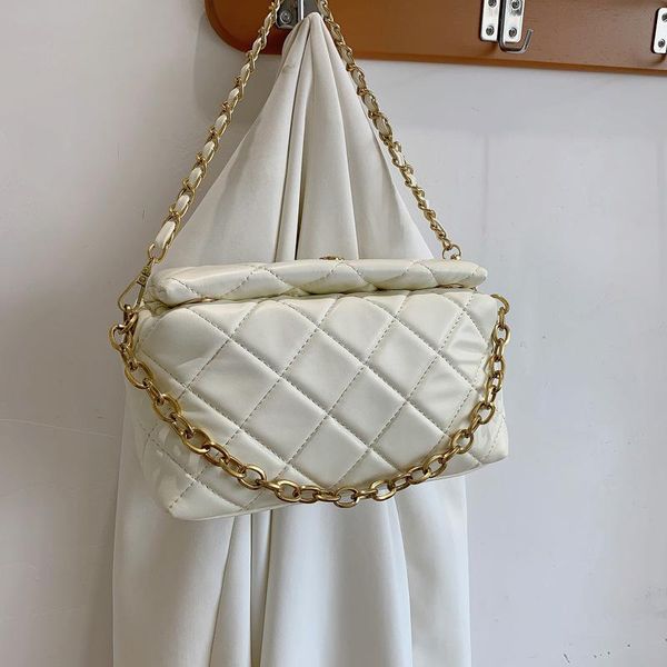 shoulder bags totes for women 2021 luxury designer handbag lattice pu solid color chain messenger women's hand
shoulder bags totes for women 2021 luxury designer handbag lattice pu solid color chain messenger women's hand