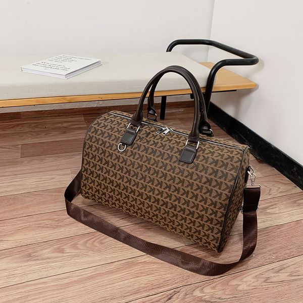 printed letter portable travel bag women's large capacity fitness luggage leisure sports fitness yoga bag
printed letter portable travel bag women's large capacity fitness luggage leisure sports fitness yoga bag