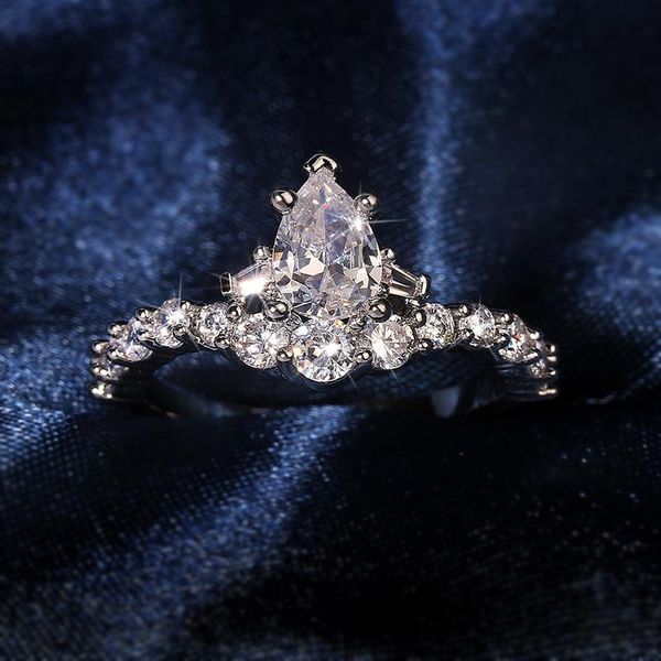 wedding rings cute silver color with bling zircon stone for women engagement fashion jewelry, Slivery;golden
wedding rings cute silver color with bling zircon stone for women engagement fashion jewelry, Slivery;golden