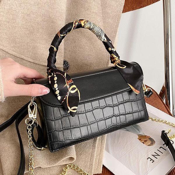 premium texture stone pattern handbag 2021 fashion women's designer chain atmospheric one-shoulder messenger bag cross body
premium texture stone pattern handbag 2021 fashion women's designer chain atmospheric one-shoulder messenger bag cross body