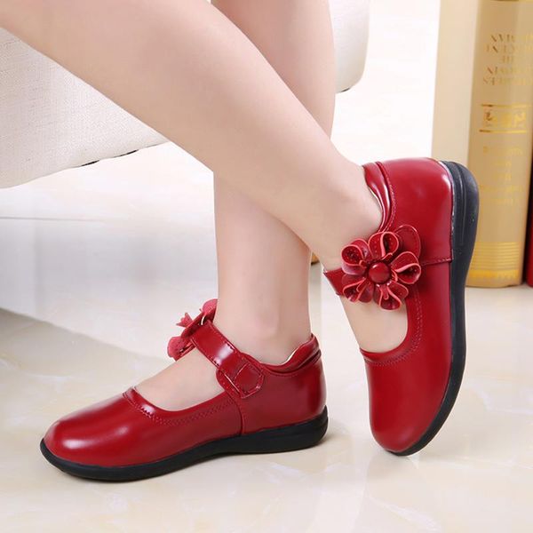 sandals for children kid baby girls flower leather shoes single soft dance princess kids 2021 beach sandalias niña, Black;red
sandals for children kid baby girls flower leather shoes single soft dance princess kids 2021 beach sandalias niña, Black;red