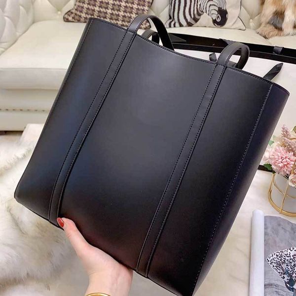 women large tote hand bag black ladies shopping pouch shuoulder handbag fast shipping
women large tote hand bag black ladies shopping pouch shuoulder handbag fast shipping