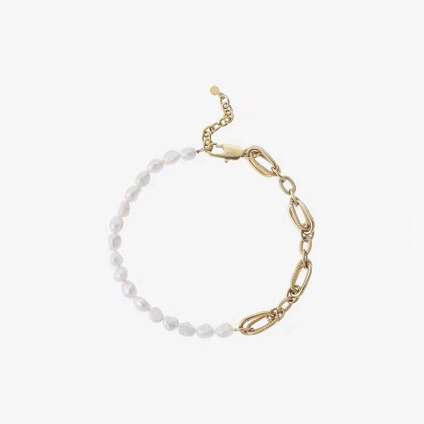 chokers european and american bloggers have the same 11mm baroque pearl stitched metal combined necklace, Golden;silver
chokers european and american bloggers have the same 11mm baroque pearl stitched metal combined necklace, Golden;silver