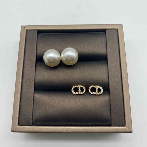 chandeliers earrings d home / dijia cd letter inlaid diamond pearl net red same fashion simple temperament atmospheric female, Silver
chandeliers earrings d home / dijia cd letter inlaid diamond pearl net red same fashion simple temperament atmospheric female, Silver