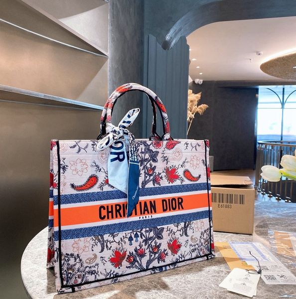 woman fashion luxury shoulder bags handbag purses classic leather handbags chain cross body bag tote wallet with logo -l1304, Red;black
woman fashion luxury shoulder bags handbag purses classic leather handbags chain cross body bag tote wallet with logo -l1304, Red;black