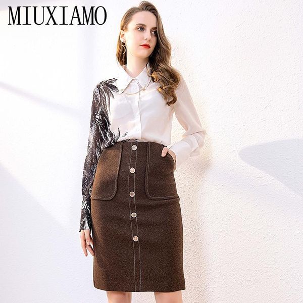 two piece dress miuximao 2021 spring retro collar chain printed 100% silk shirts sheath medium length skirt suits women set, White
two piece dress miuximao 2021 spring retro collar chain printed 100% silk shirts sheath medium length skirt suits women set, White