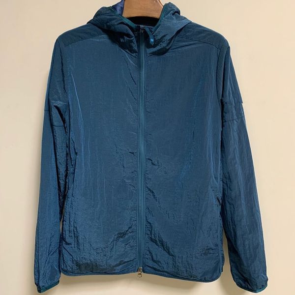 Designertopstoney 2020 konng gonng Spring and autumn new fashion brand Hooded Jacket metal nylon fabric coat windbreaker., Black;brown
Designertopstoney 2020 konng gonng Spring and autumn new fashion brand Hooded Jacket metal nylon fabric coat windbreaker., Black;brown