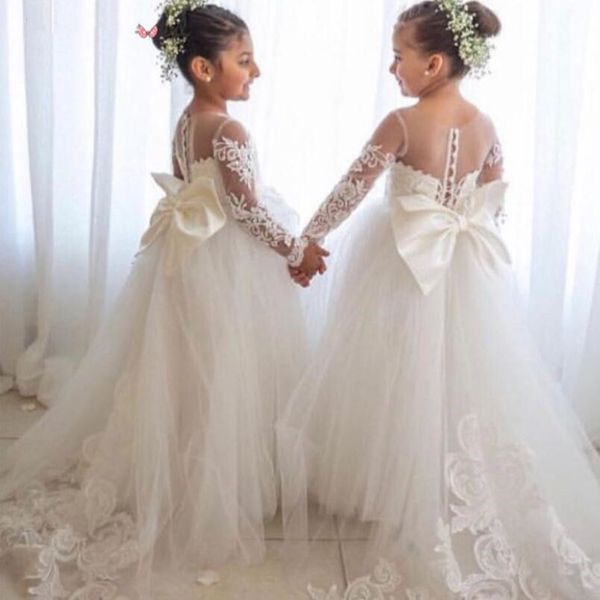 simple ball gown flower girl dress lace appliques baby girls party dresses cap sleeves puffy back bow first communion dress, White;blue
simple ball gown flower girl dress lace appliques baby girls party dresses cap sleeves puffy back bow first communion dress, White;blue