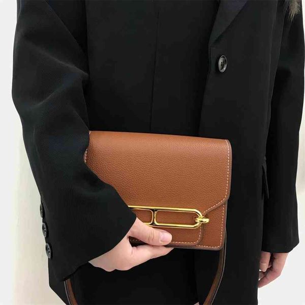 autumn and winter new fashion stewardess tofu bag nose small square single shoulder messenger women's leather purse black friday
autumn and winter new fashion stewardess tofu bag nose small square single shoulder messenger women's leather purse black friday