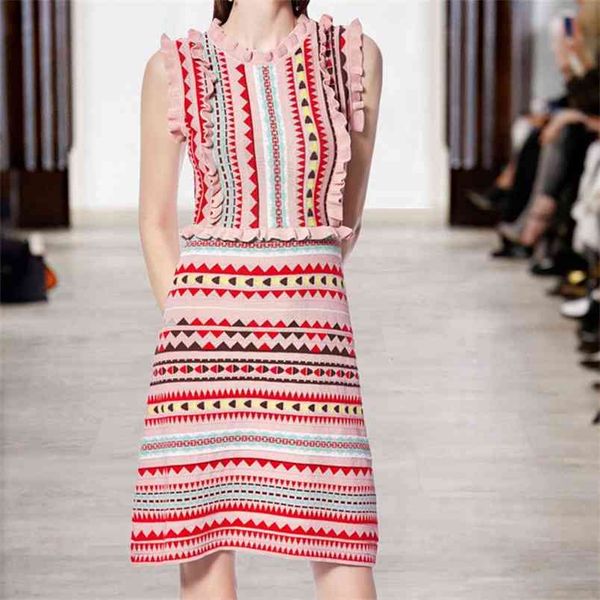 runway sleeveless knitted a line women dress summer rainbow striped print ruffles sweater fashion tank 210514, Black;gray
runway sleeveless knitted a line women dress summer rainbow striped print ruffles sweater fashion tank 210514, Black;gray