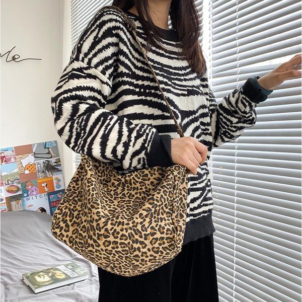 ladies leopard print shoulder bag qutdoor hiking travel lazy wind simple wild canvas messenger korean vintage sense waist bags
ladies leopard print shoulder bag qutdoor hiking travel lazy wind simple wild canvas messenger korean vintage sense waist bags