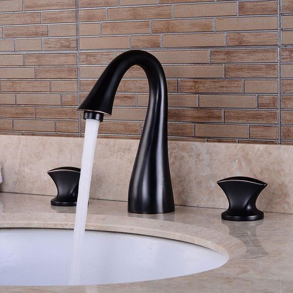 bathroom sink faucets gold/chrome/nickel brushed basin mixer faucet double handle three hole and cold water wash
bathroom sink faucets gold/chrome/nickel brushed basin mixer faucet double handle three hole and cold water wash