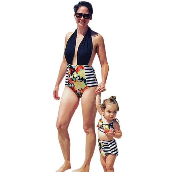 women's swimwear family matching clothing mother daughter swimsuit women bikini set beachwear bathing suit maillot de bain c0489, White;black
women's swimwear family matching clothing mother daughter swimsuit women bikini set beachwear bathing suit maillot de bain c0489, White;black