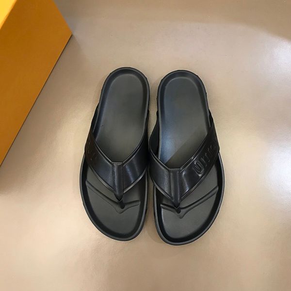 2021 men beach slippers summer fashion trend flip flops genuine leather male slippers metal slides flat men slippers large size 38-45, Black
2021 men beach slippers summer fashion trend flip flops genuine leather male slippers metal slides flat men slippers large size 38-45, Black