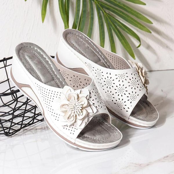 women flower decoration hollow out slip on casual summer sandals shoes j55 slippers, Black
women flower decoration hollow out slip on casual summer sandals shoes j55 slippers, Black