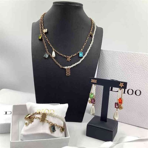 2021 new designer family letter color diamond necklace female net red star same fashion bracelet earrings, Black
2021 new designer family letter color diamond necklace female net red star same fashion bracelet earrings, Black