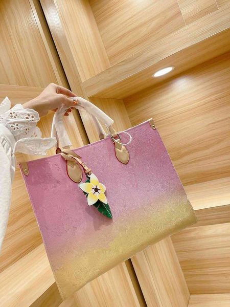 bag holderm57641 high-quality women leather bag luxurys designer handbag female fashion messenger onthego handbags purse totehandbag hook
bag holderm57641 high-quality women leather bag luxurys designer handbag female fashion messenger onthego handbags purse totehandbag hook