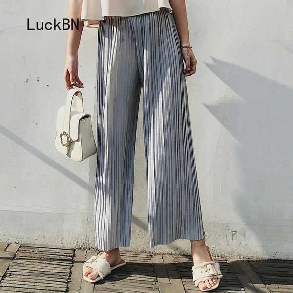 women's pants & capris ankle length trousers students chic loose korean 2021 spring summer high waist pleated chiffon wide leg, Black;white
women's pants & capris ankle length trousers students chic loose korean 2021 spring summer high waist pleated chiffon wide leg, Black;white