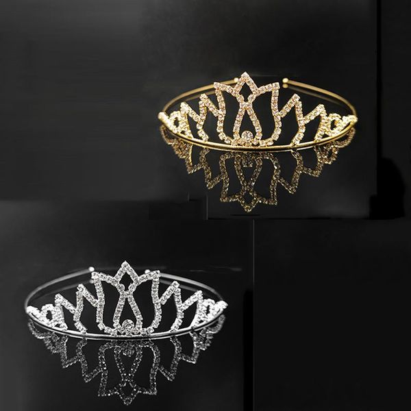 hair clips & barrettes carddoor european and american fashion bridal crown tiara rhinestone accessories princess series gifts jewelry, Golden;silver
hair clips & barrettes carddoor european and american fashion bridal crown tiara rhinestone accessories princess series gifts jewelry, Golden;silver