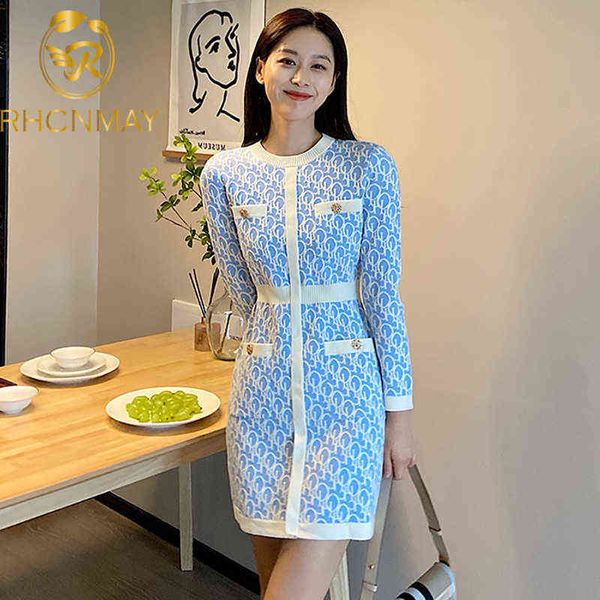 new fashion knitted sweater dress high street women luxury quality long sleeve pocket skinny sheath straight letter plaid dress y1204, Black;gray
new fashion knitted sweater dress high street women luxury quality long sleeve pocket skinny sheath straight letter plaid dress y1204, Black;gray