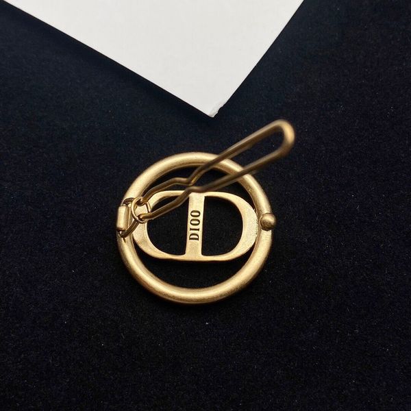 d cd alphabet simple women's temperament hairpin trend online red live broadcast same style recommendation, Golden;silver
d cd alphabet simple women's temperament hairpin trend online red live broadcast same style recommendation, Golden;silver