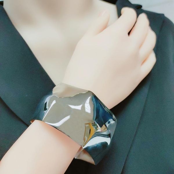 gifts for women bracelets fashion 2021 friend steel bracelet luxury cuffs women's stainless jewelry bangle, Black
gifts for women bracelets fashion 2021 friend steel bracelet luxury cuffs women's stainless jewelry bangle, Black