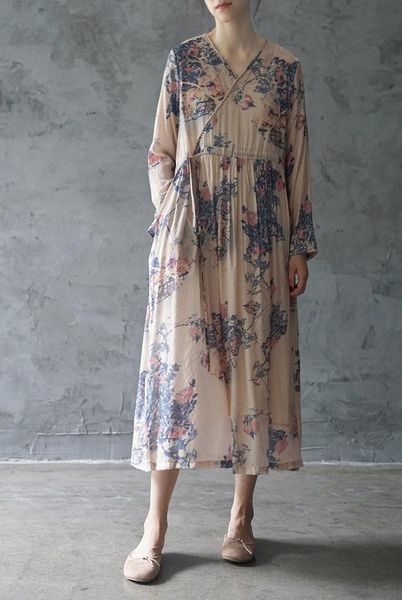 casual dresses classic ink painting style v neck pleated large hem string waisted dress summer thin cool unique flower print retro robe, Black;gray
casual dresses classic ink painting style v neck pleated large hem string waisted dress summer thin cool unique flower print retro robe, Black;gray