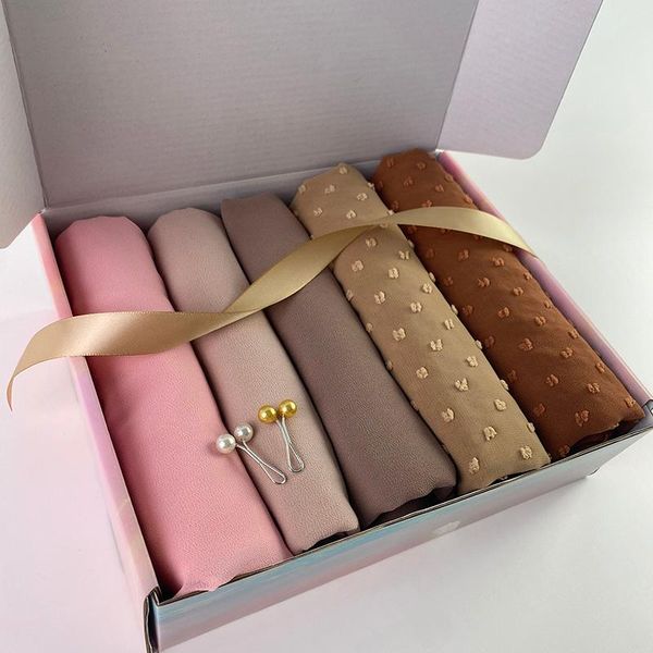 ethnic clothing quality scarves pom bubble chiffon hijab scarf muslim shawl plain soft turban head wraps headband foulard gift boxes, Red
ethnic clothing quality scarves pom bubble chiffon hijab scarf muslim shawl plain soft turban head wraps headband foulard gift boxes, Red