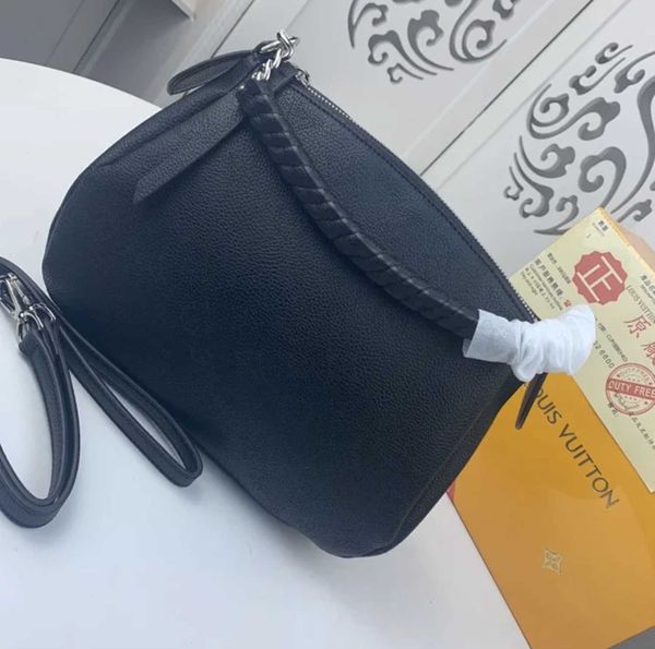body brand r luxury bags myse ale#m50068 shoulder small cross hollow leather handles single shoulder totes bag handbags iconic ba
body brand r luxury bags myse ale#m50068 shoulder small cross hollow leather handles single shoulder totes bag handbags iconic ba