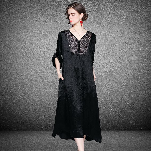 boutique dress chinese style 2021 summer women's loose middle aged and old long skirt v-neck large swing printed, Black;pink
boutique dress chinese style 2021 summer women's loose middle aged and old long skirt v-neck large swing printed, Black;pink