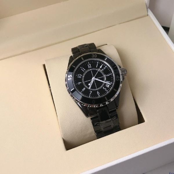 wristwatches summer 2021 ladies' hollow quartz watch, round bezel with diamonds, scratch-resistant glass mirror, Slivery;brown
wristwatches summer 2021 ladies' hollow quartz watch, round bezel with diamonds, scratch-resistant glass mirror, Slivery;brown