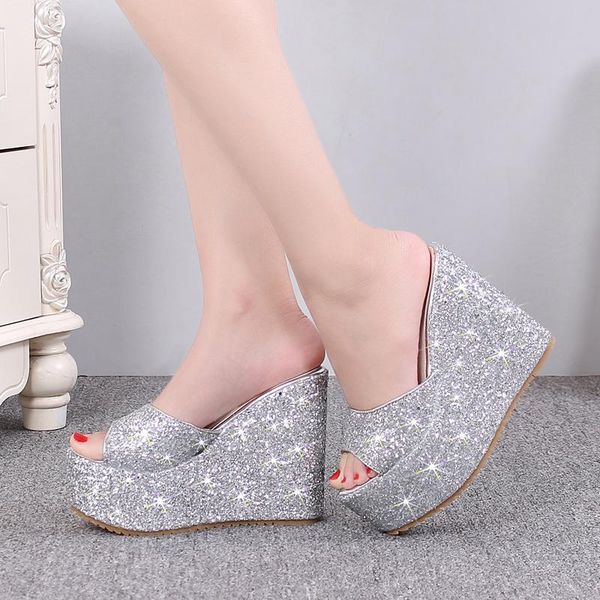 slippers 2021 korean version of the platform waterproof sequined wedge women, Black
slippers 2021 korean version of the platform waterproof sequined wedge women, Black