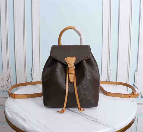 2021 fashion men women backpack famous school bags designer travel pouch handbags ladies shoulder bag purses large-capacity business bb clut
2021 fashion men women backpack famous school bags designer travel pouch handbags ladies shoulder bag purses large-capacity business bb clut