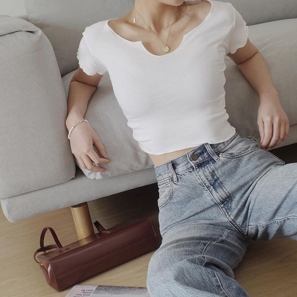 short sleeve t-shirt women's slim and 2021 summer v-neck open navel design, White
short sleeve t-shirt women's slim and 2021 summer v-neck open navel design, White