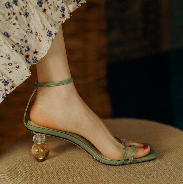 dress shoes green profiled heel high heels female summer with skirt fairy wind gourd one word sandals, Black
dress shoes green profiled heel high heels female summer with skirt fairy wind gourd one word sandals, Black
