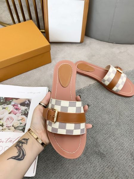 2023 womens platform sandals slippers slide fashion designer luxury flat high heels flip flops shoes embroidered platform rubber sandal 0518, Black
2023 womens platform sandals slippers slide fashion designer luxury flat high heels flip flops shoes embroidered platform rubber sandal 0518, Black