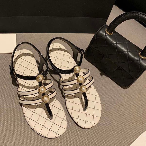 italy luxurys designers women sandals quilted summer shoes 2021series flap brand ladies slippers men shoe big chain genuine leather sandal p, Black
italy luxurys designers women sandals quilted summer shoes 2021series flap brand ladies slippers men shoe big chain genuine leather sandal p, Black