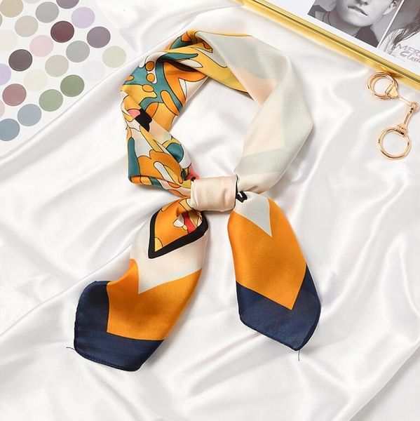 scarves 70*70cm scarf square shawl female head band fashion lady hairband wraps foulard women bandana neckerchief hijab summer 2021, Blue;gray
scarves 70*70cm scarf square shawl female head band fashion lady hairband wraps foulard women bandana neckerchief hijab summer 2021, Blue;gray
