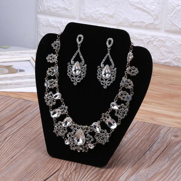 jewelry pouches, bags 7.5inches black velvet earrings necklaces organizers displays stand with reinforced bracket holder racks 193d, Pink;blue
jewelry pouches, bags 7.5inches black velvet earrings necklaces organizers displays stand with reinforced bracket holder racks 193d, Pink;blue