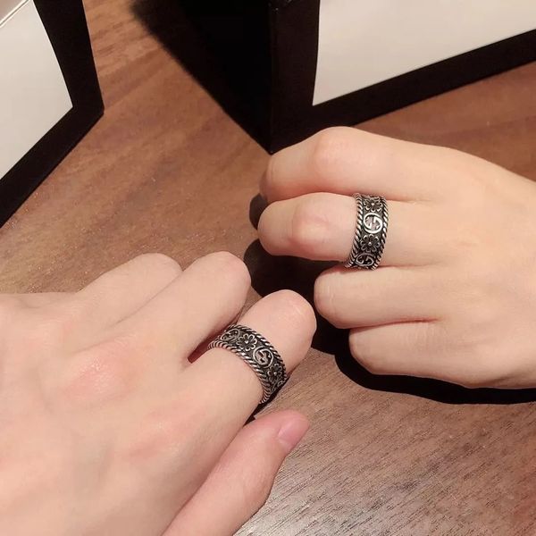 s925 silver ring double small flower hollowed out as old fashion gift for men and women
s925 silver ring double small flower hollowed out as old fashion gift for men and women