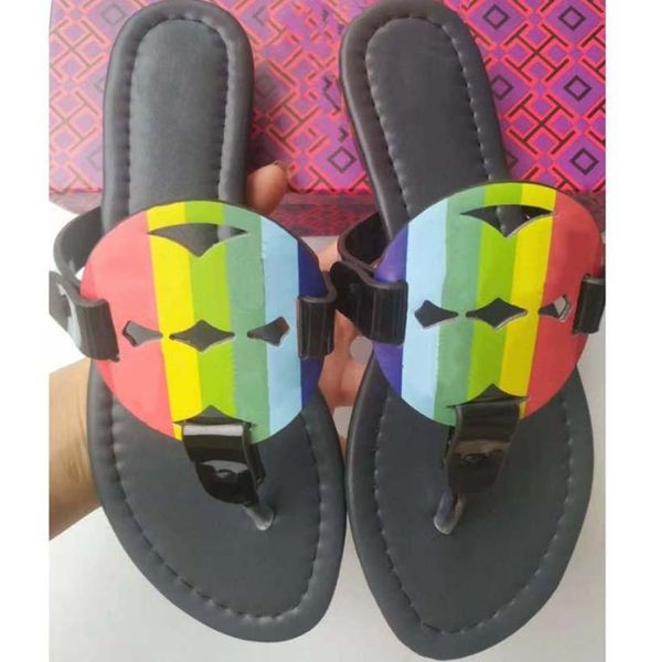 designer slides slippers lady slipper gladiator sandal classic fashion flat flip flops the upper is made of cowhide rubber sole black red wi
designer slides slippers lady slipper gladiator sandal classic fashion flat flip flops the upper is made of cowhide rubber sole black red wi