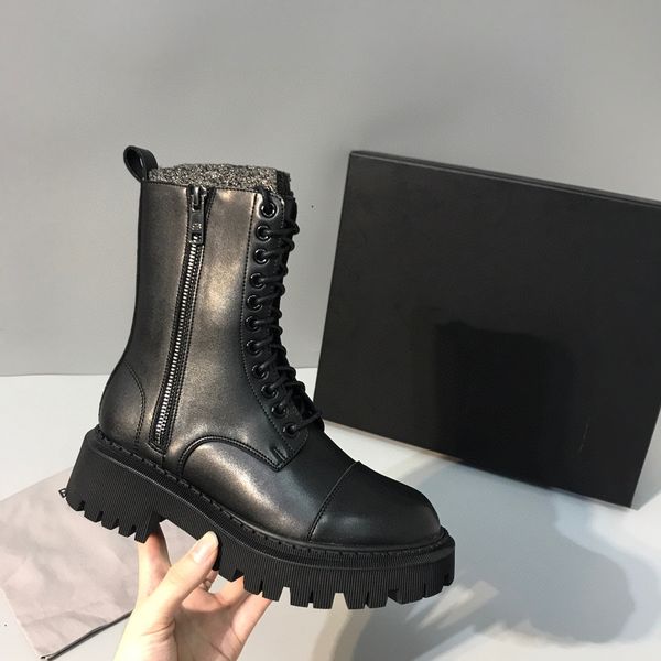 martin boots women's new british short spring and autumn thick soled shoes black motorcycle inner elevated single outlets
martin boots women's new british short spring and autumn thick soled shoes black motorcycle inner elevated single outlets