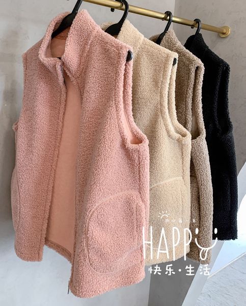 vt women's autumn and winter 2021 basic korean imitation lamb plush versatile vt waistcoat, Black;white
vt women's autumn and winter 2021 basic korean imitation lamb plush versatile vt waistcoat, Black;white