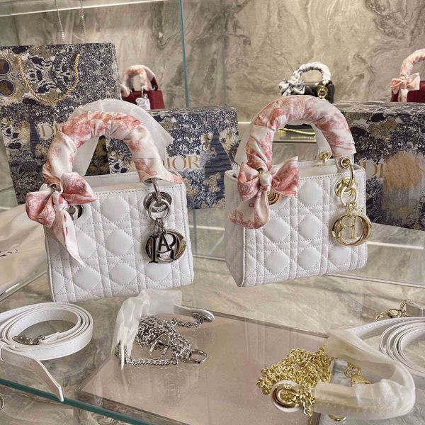 princess fashion small sheepskin women's hand rhombic chain one shoulder messenger bag zly
princess fashion small sheepskin women's hand rhombic chain one shoulder messenger bag zly