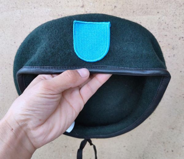 tomwang2012 united states us army 19th special forces group wool green beret insignia military hat outdoor hats, Black;white
tomwang2012 united states us army 19th special forces group wool green beret insignia military hat outdoor hats, Black;white