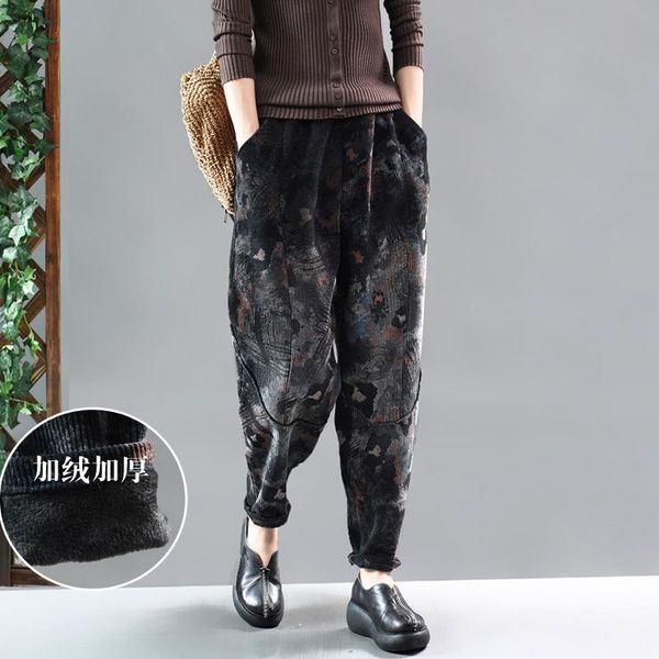 women's pants & capris plus velvet winter fashion printing and dyeing splicing warm harem corduroy trousers women, Black;white
women's pants & capris plus velvet winter fashion printing and dyeing splicing warm harem corduroy trousers women, Black;white