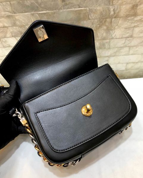women's genuine leather bag 7a high end quality cowhide single shoulder straddle handbag classic fashion leisure business entertainment
women's genuine leather bag 7a high end quality cowhide single shoulder straddle handbag classic fashion leisure business entertainment